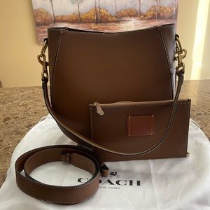 New! Authentic Coach Mandy Hobo - Sienna Brown